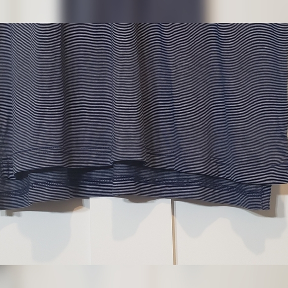 Peter Millar Golf Polo Shirt Pinstriped Navy Blue & White Sz Large 100% Cotton - Picture 5 of 12